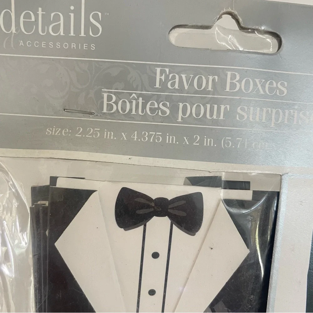 26 Tuxedo Favor Gift Boxes NEW Black White Bachelor Wedding Party Groomsmen